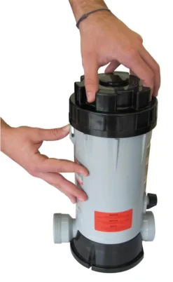 KOKIDO DISTRIBUTEUR AUTO CHLORE 4KG + RACCORDS -Racer Boutique distributeur auto chlore 4kg raccords 2