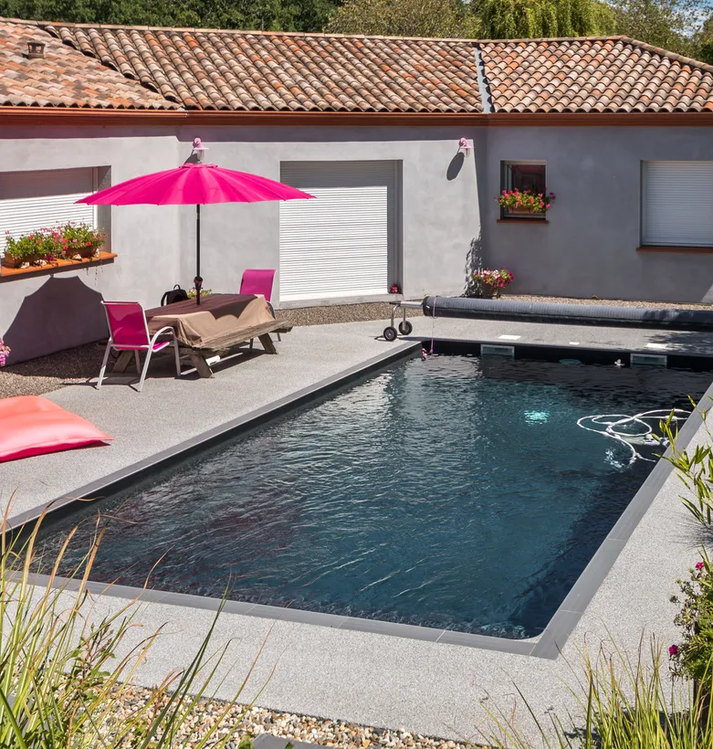 KIT PISCINE ENTERREE CASH BLOC FAMILY 10x5 M + ESCALIER 1 KIT PISCINE ENTERREE CASH BLOC FAMILY 10x5 M + ESCALIER